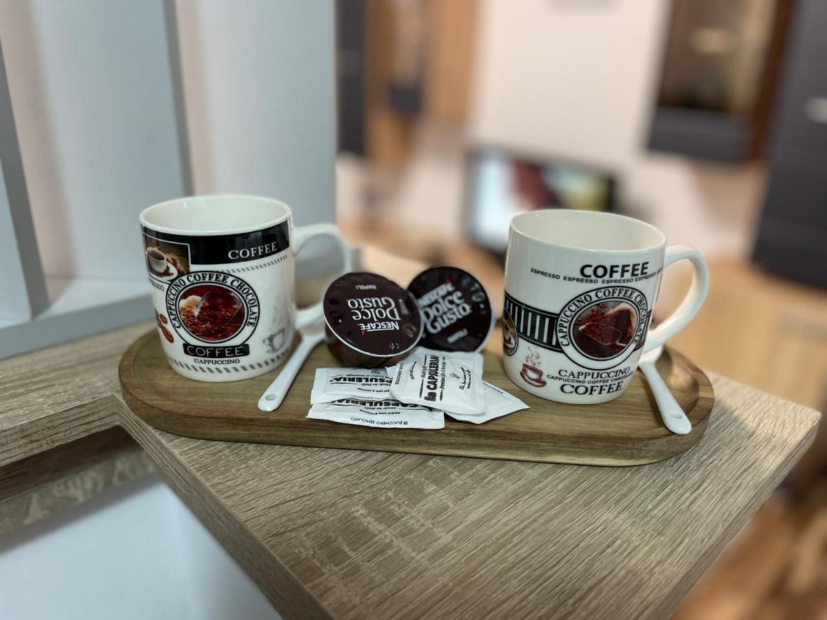 Central Studio Lcs Hunedoara Dış mekan fotoğraf