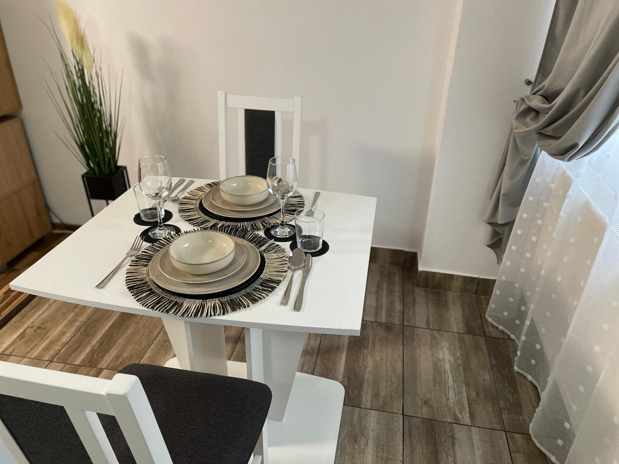 Central Studio Lcs Hunedoara Dış mekan fotoğraf