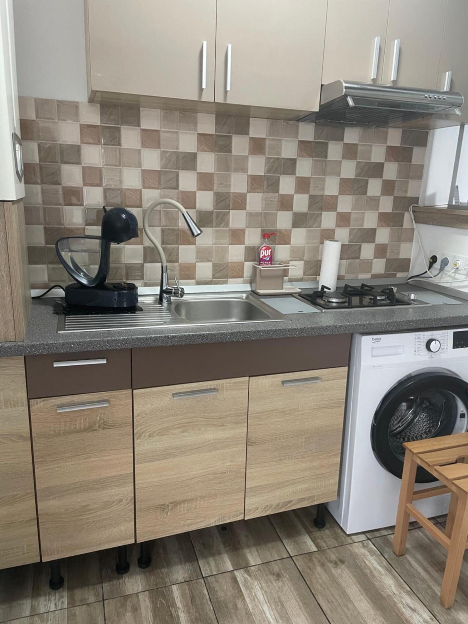 Central Studio Lcs Hunedoara Dış mekan fotoğraf